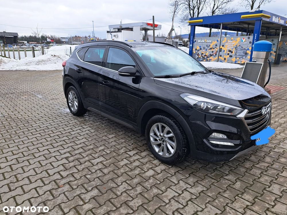 Hyundai Tucson blue 1.7 CRDi 2WD Intro Edition - 11