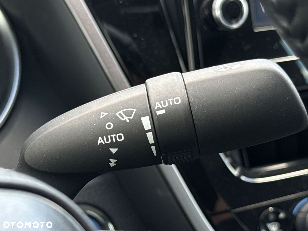 Toyota Camry 2.5 Hybrid Prestige CVT - 21