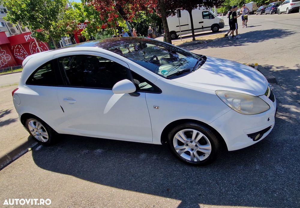 Opel Corsa - 1