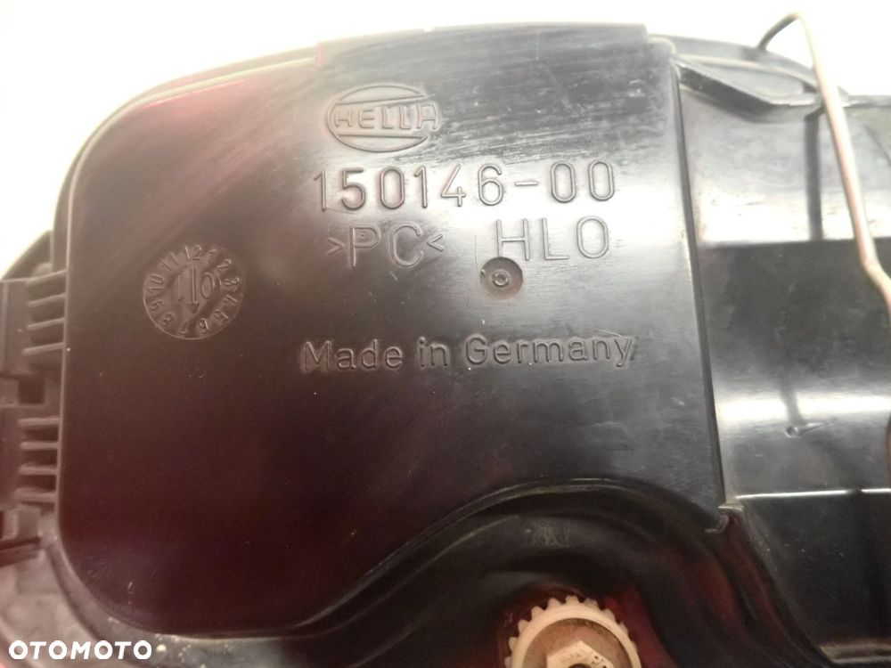 LAMPA PRAWA PRZEDNIA VOLKSWAGEN GOLF IV - 4