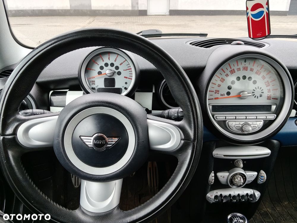 MINI ONE - 7