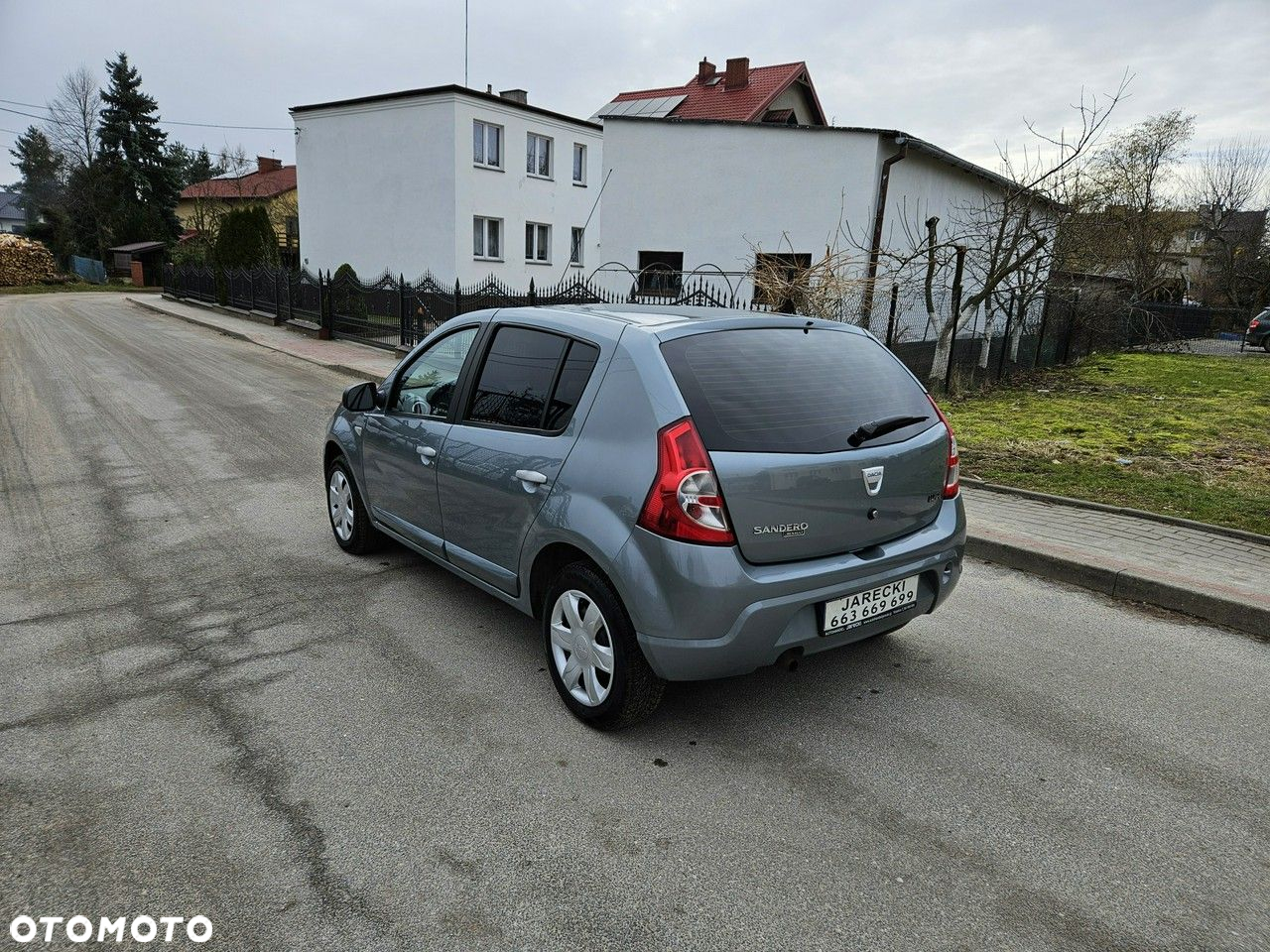 Dacia Sandero - 6
