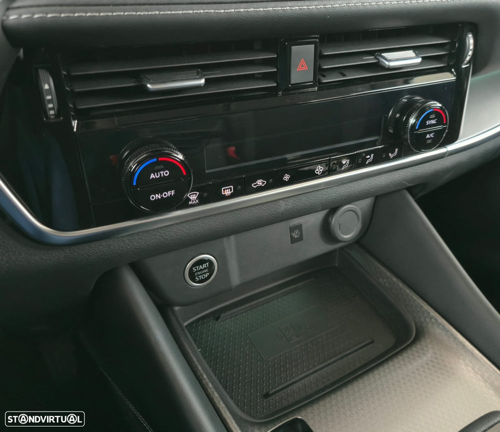 Nissan Qashqai 1.3 DIG-T N-Connecta LED+TT Xtronic - 16