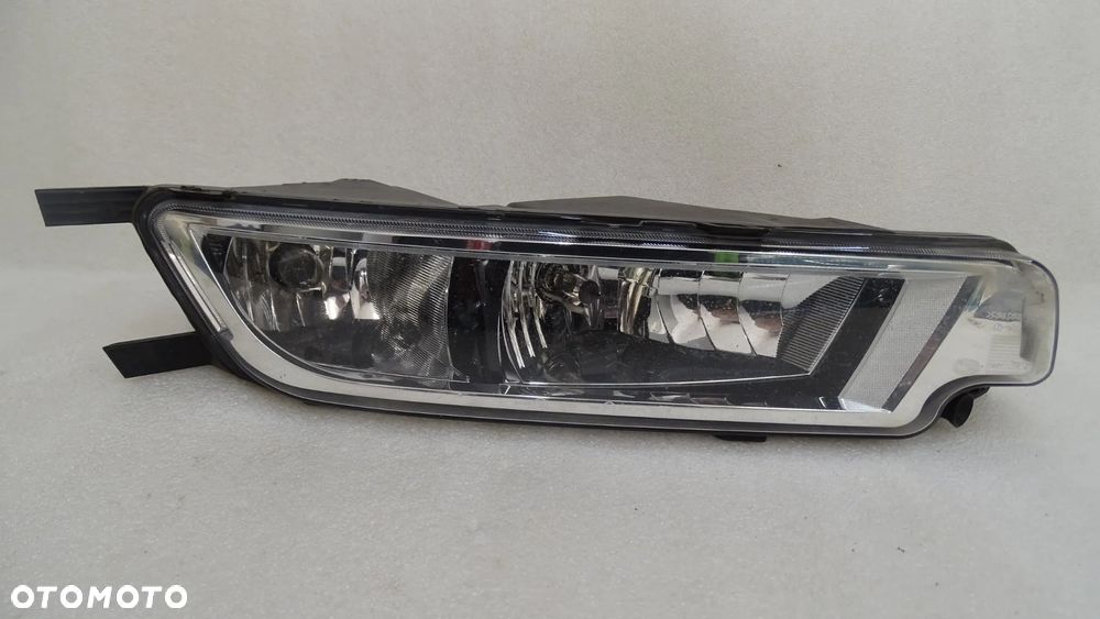 VW PASSAT B8 3G0 - halogen lewy oryginał - 1