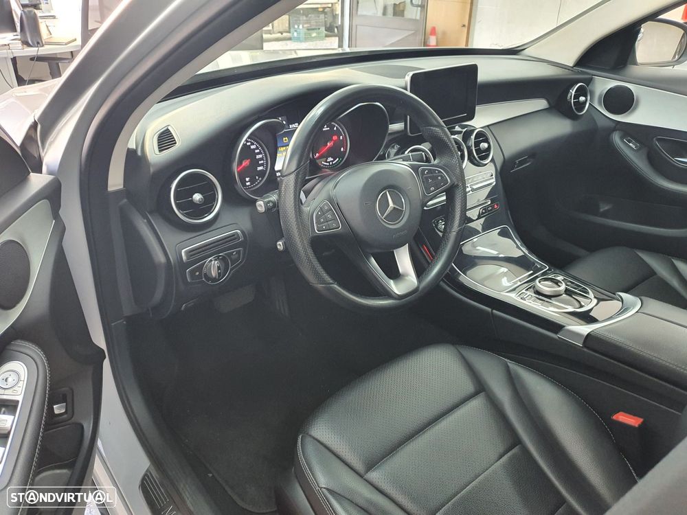 Mercedes-Benz C 300 h Avantgarde - 23