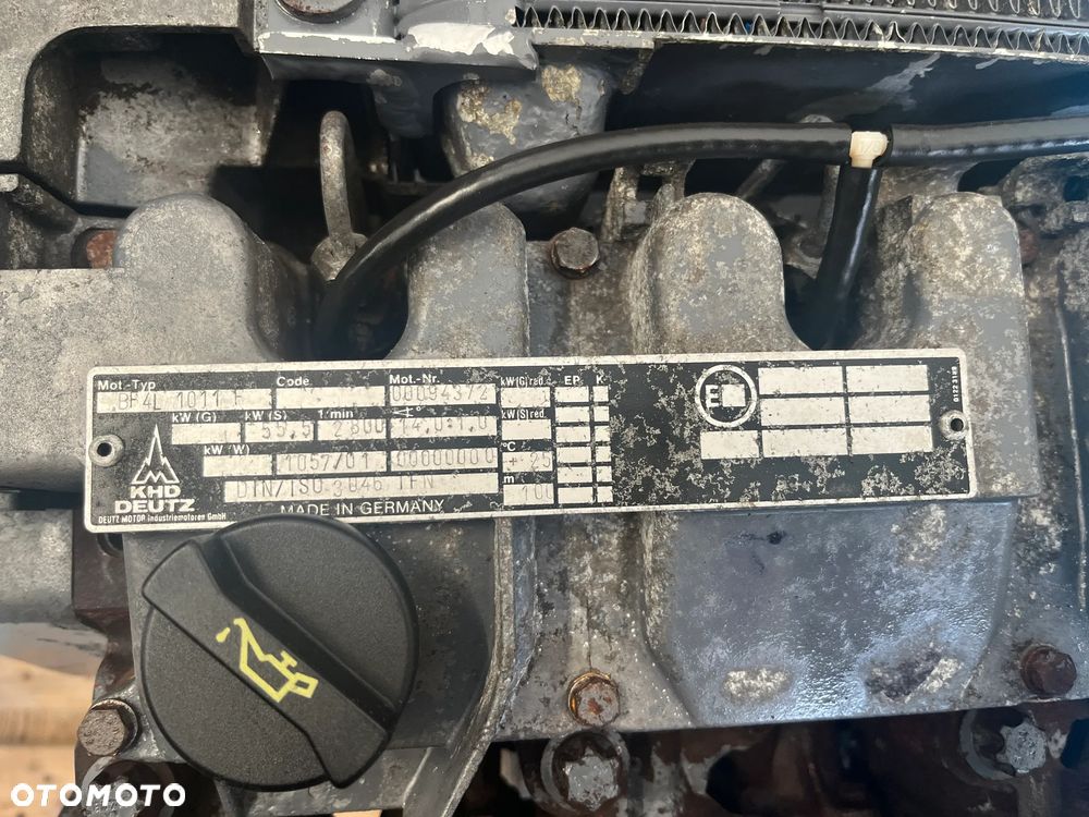 SILNIK DEUTZ BF4L 1011F BF 4L 1011 F turbo 55,5KW 11381netto - 11