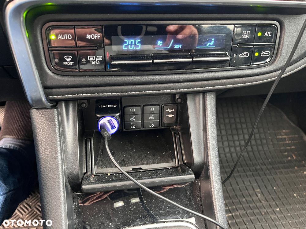 Toyota Auris 1.6 Prestige - 11