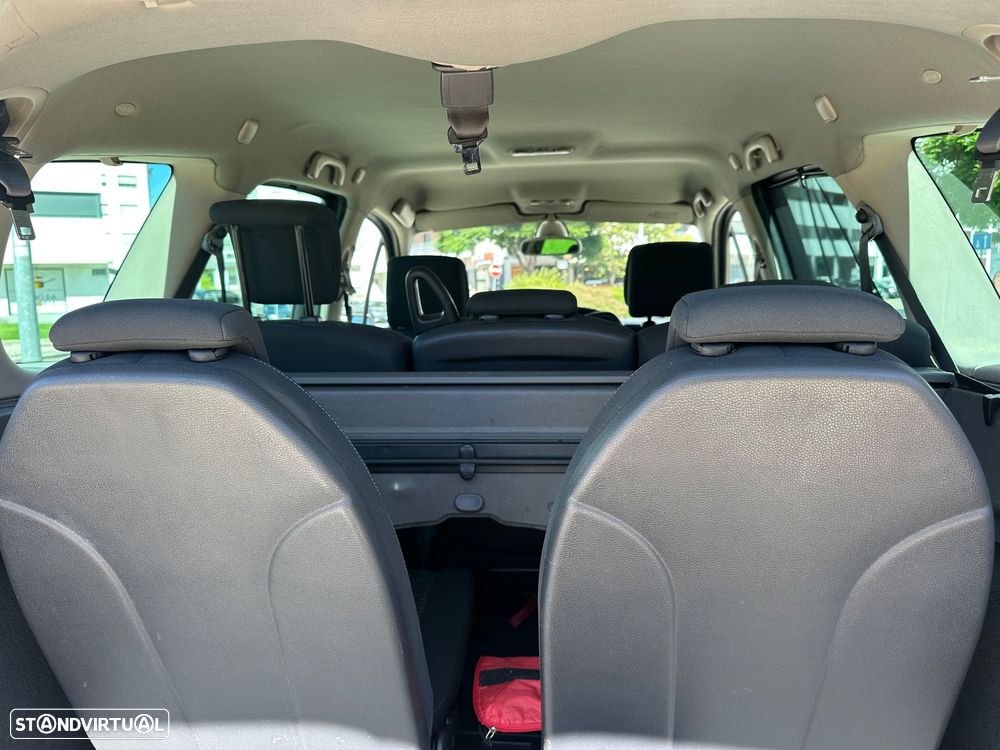 Renault Grand Scénic 1.5 dCi Dynamique S 7L. - 17