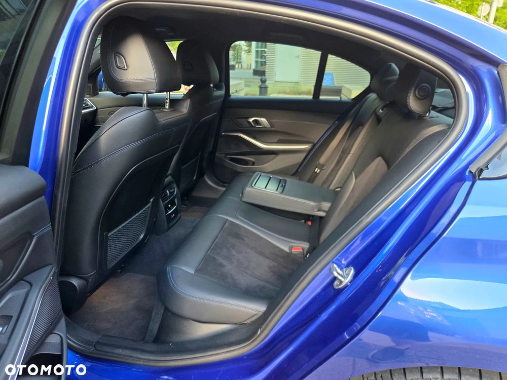 BMW Seria 3 320d xDrive MHEV Sport Line sport - 11