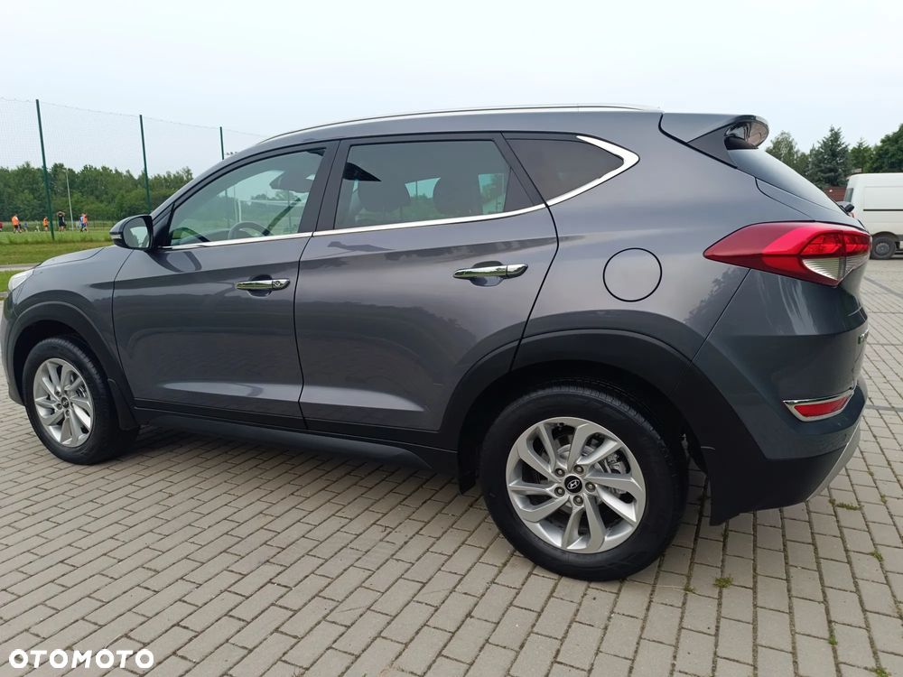 Hyundai Tucson 1.6 GDI BlueDrive Style 2WD - 21