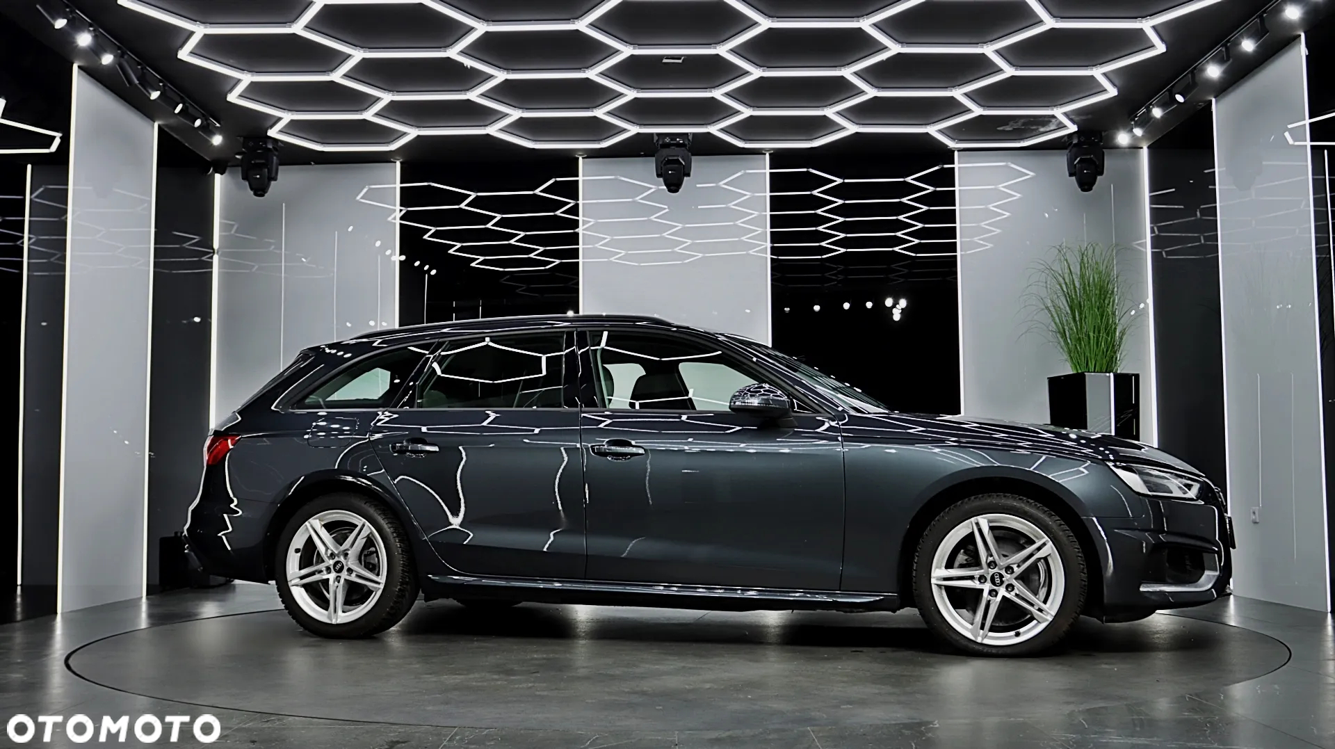 Audi A4 Avant 35 TDI S tronic advanced - 10