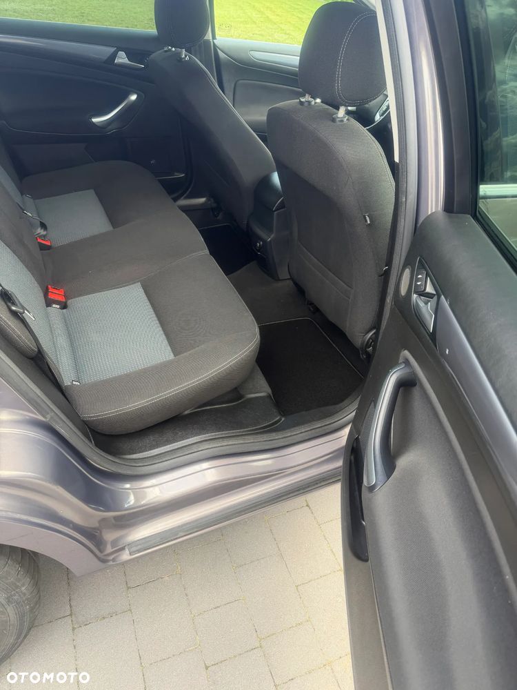 Ford Mondeo SW 1.6 TDCi Business Edition - 15