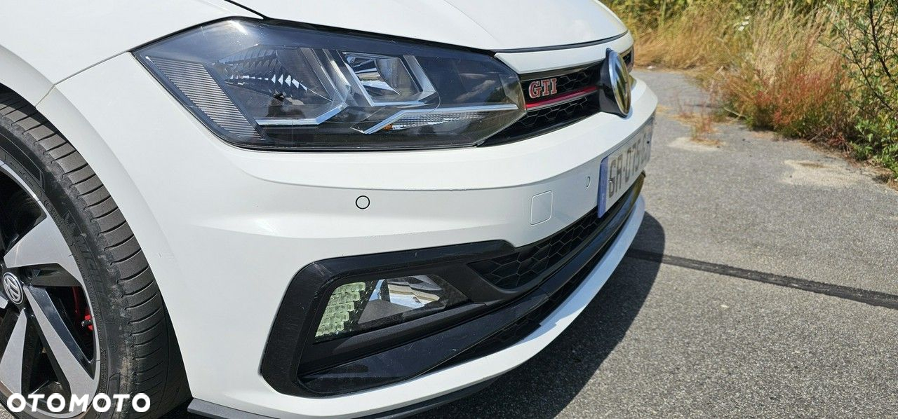 Volkswagen Polo - 5