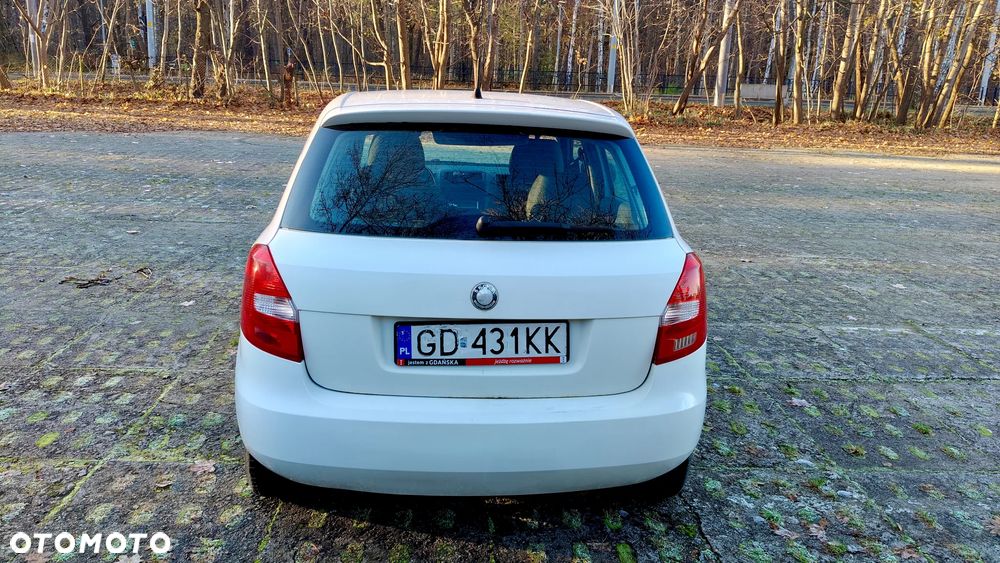 Skoda Fabia - 4