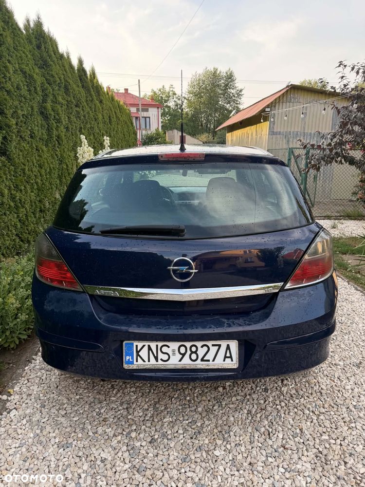 Opel Astra 1.6 Enjoy - 10