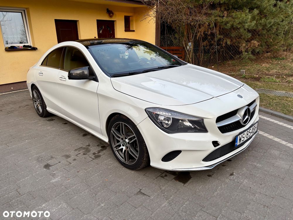 Mercedes-Benz CLA 250 4Matic 7G-DCT - 1