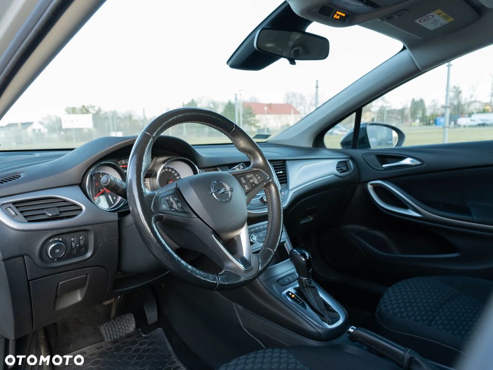 Opel Astra 1.4 T Edition S&S - 15