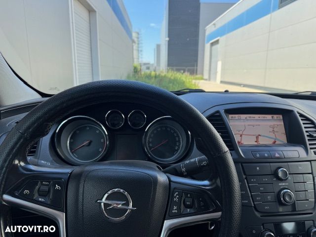 Opel Insignia 2.0 CDTI - 7
