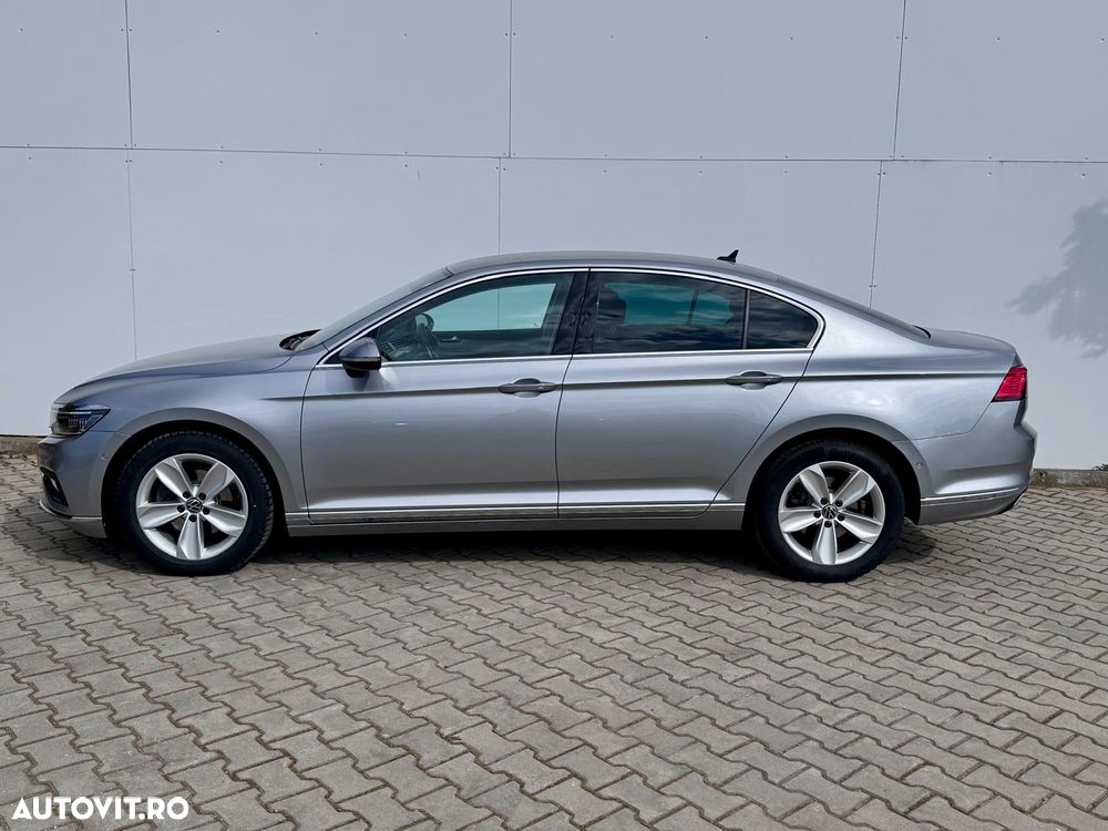 Volkswagen Passat 2.0 TDI DSG Highline - 3