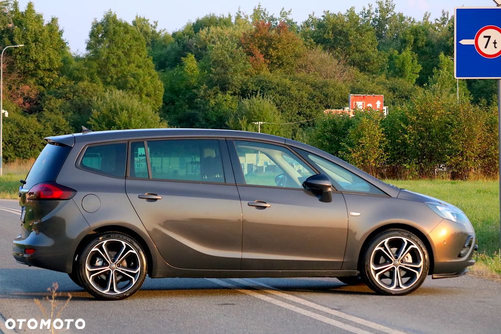 Opel Zafira 1.9 CDTI Cosmo - 20