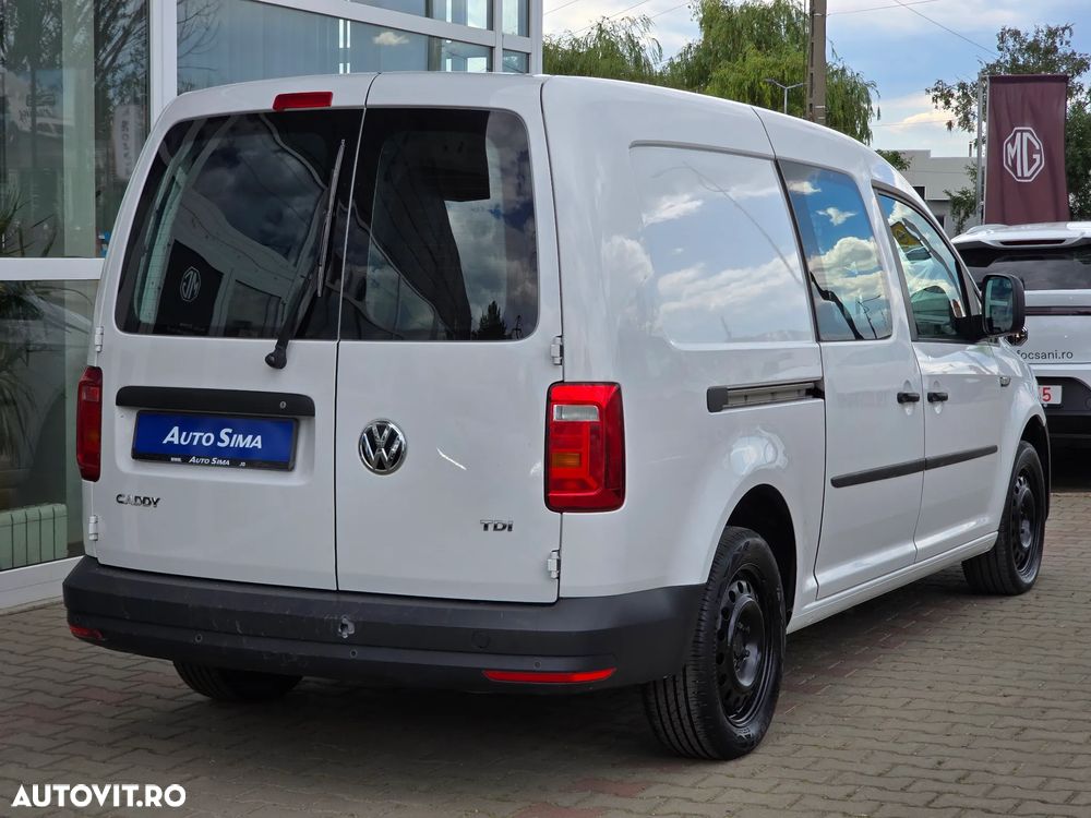 Volkswagen Caddy Maxi - 8