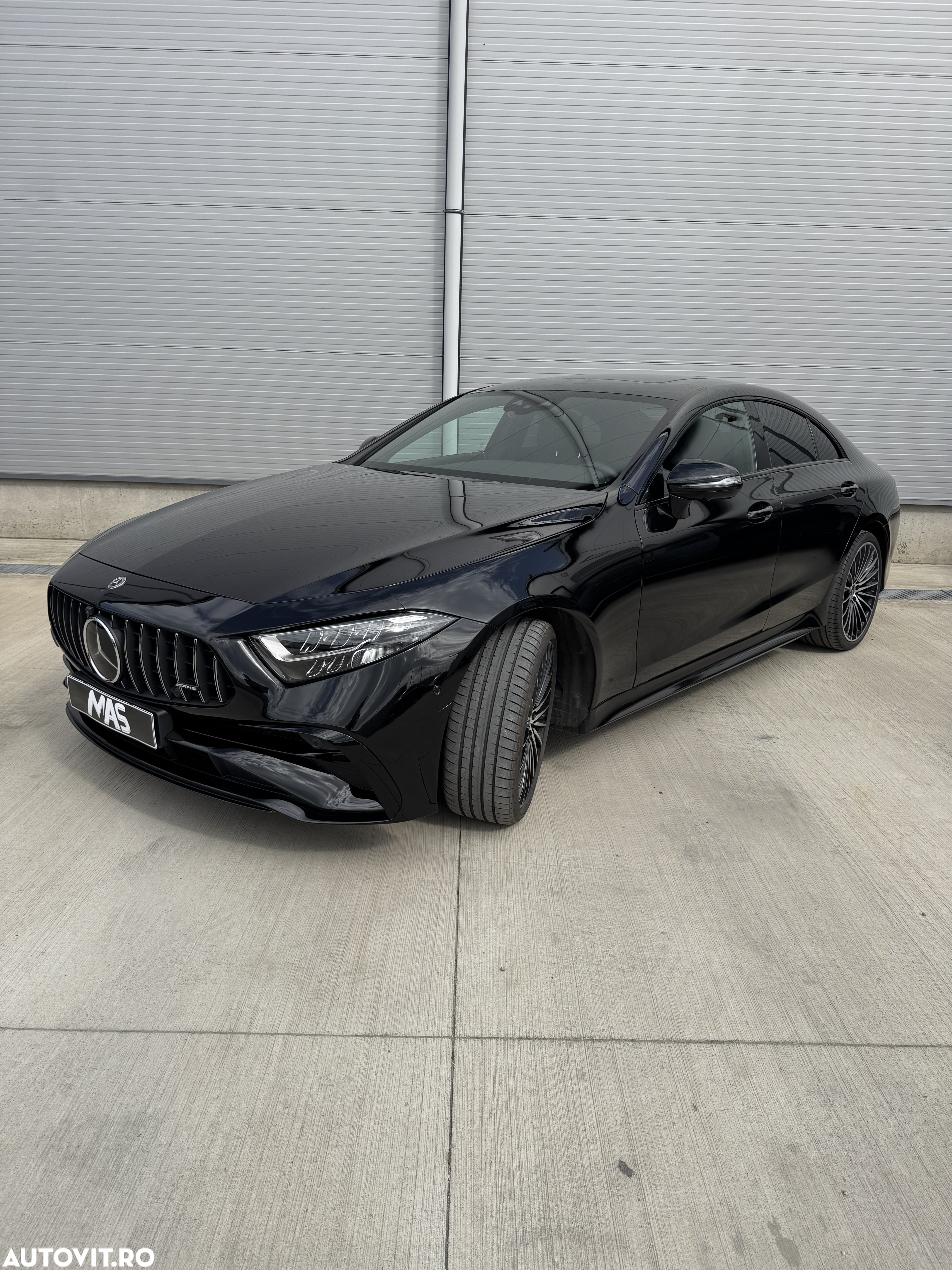 Mercedes-Benz CLS 300 d 4Matic 9G-TRONIC AMG Line - 3