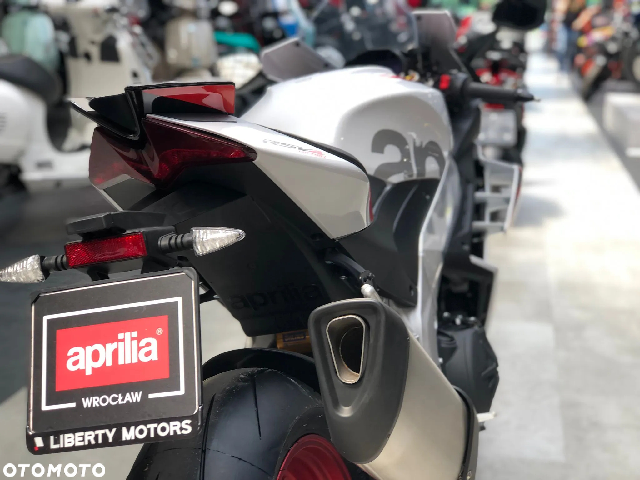 Aprilia RSV - 13