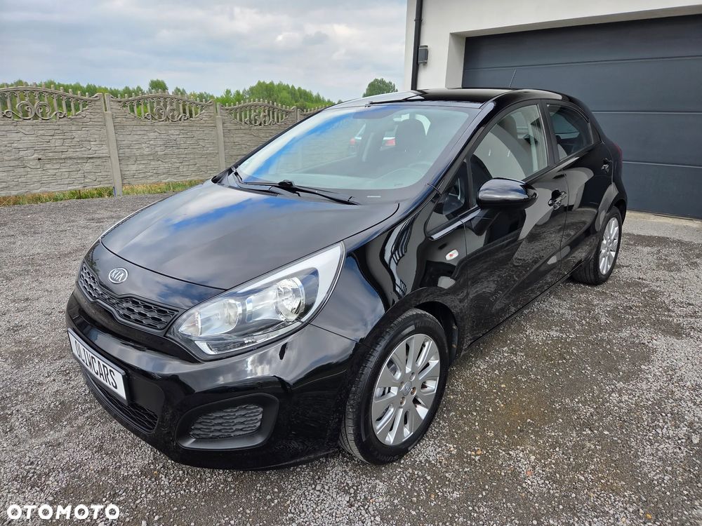 Kia Rio 1.4 Dream Team Edition - 10