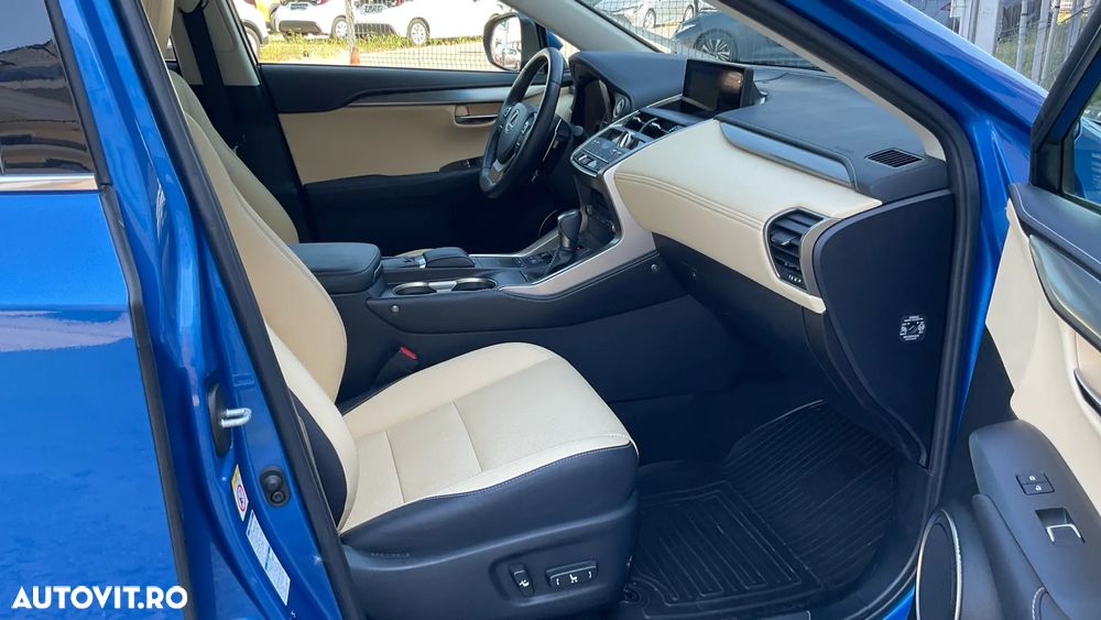 Lexus Seria NX 300h AWD Executive Plus - 24