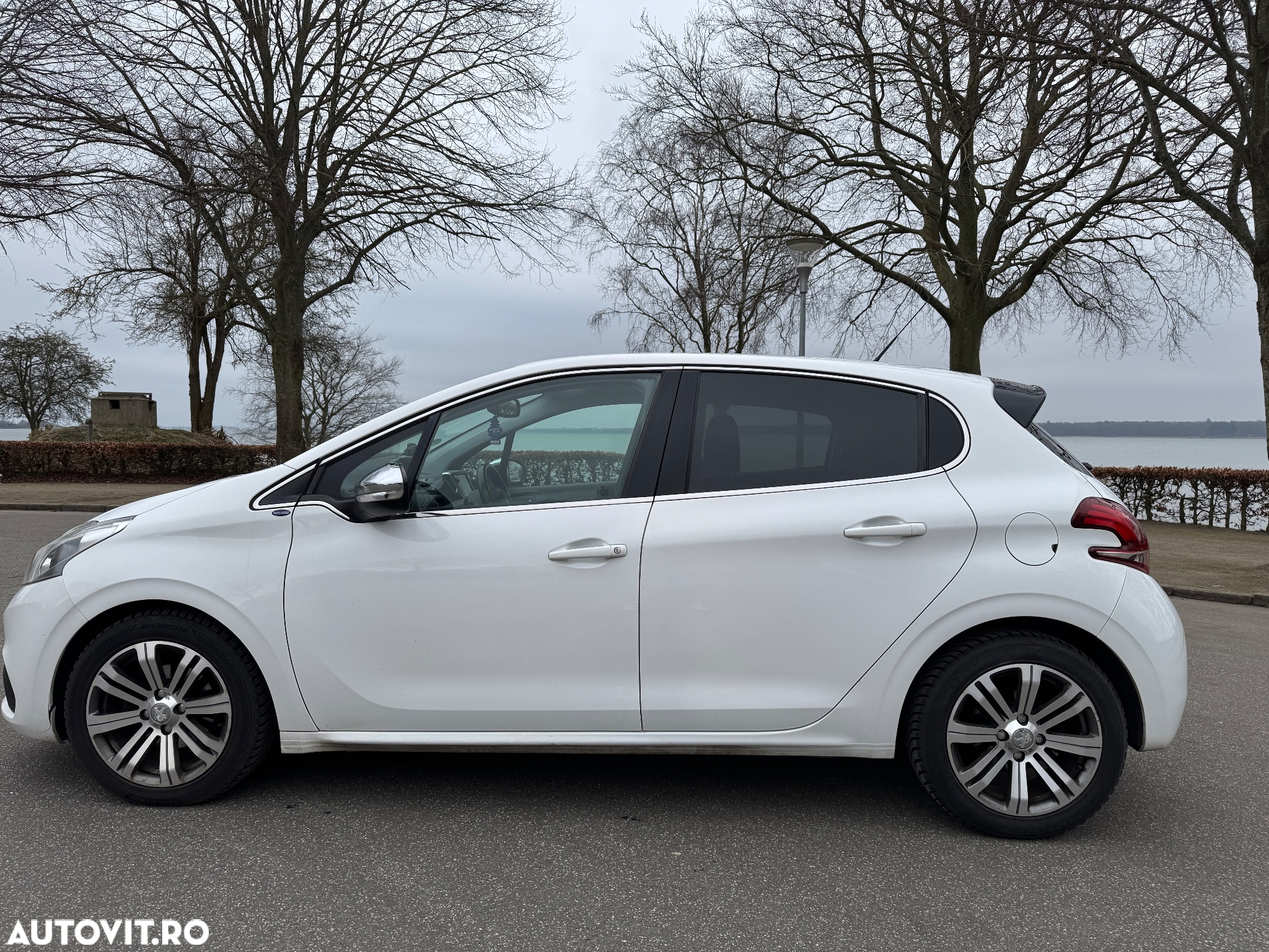 Peugeot 208 Blue-HDi 100 Stop&Start Allure - 7