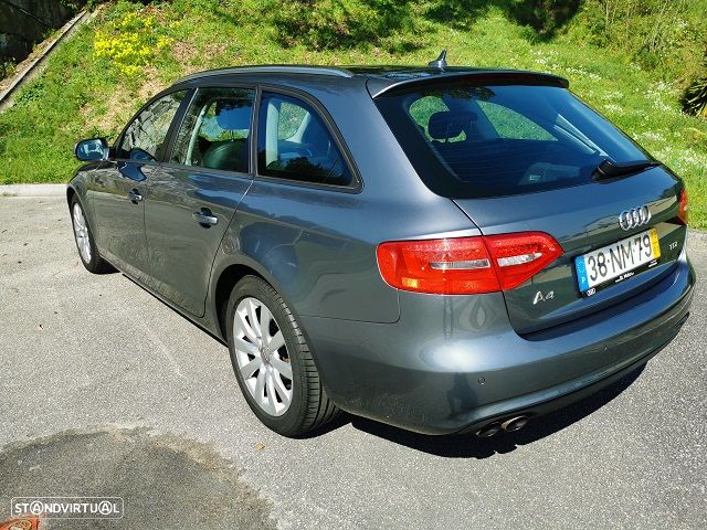 Audi A4 Avant 2.0 TDI Multitronic - 6