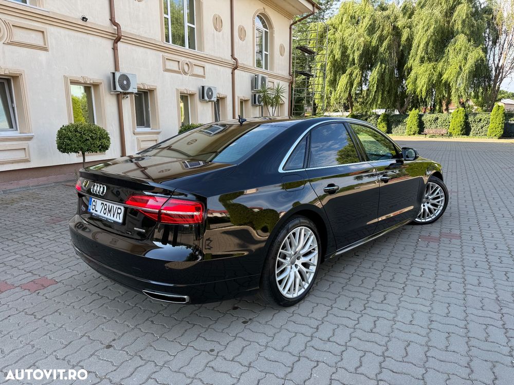 Audi A8 - 3