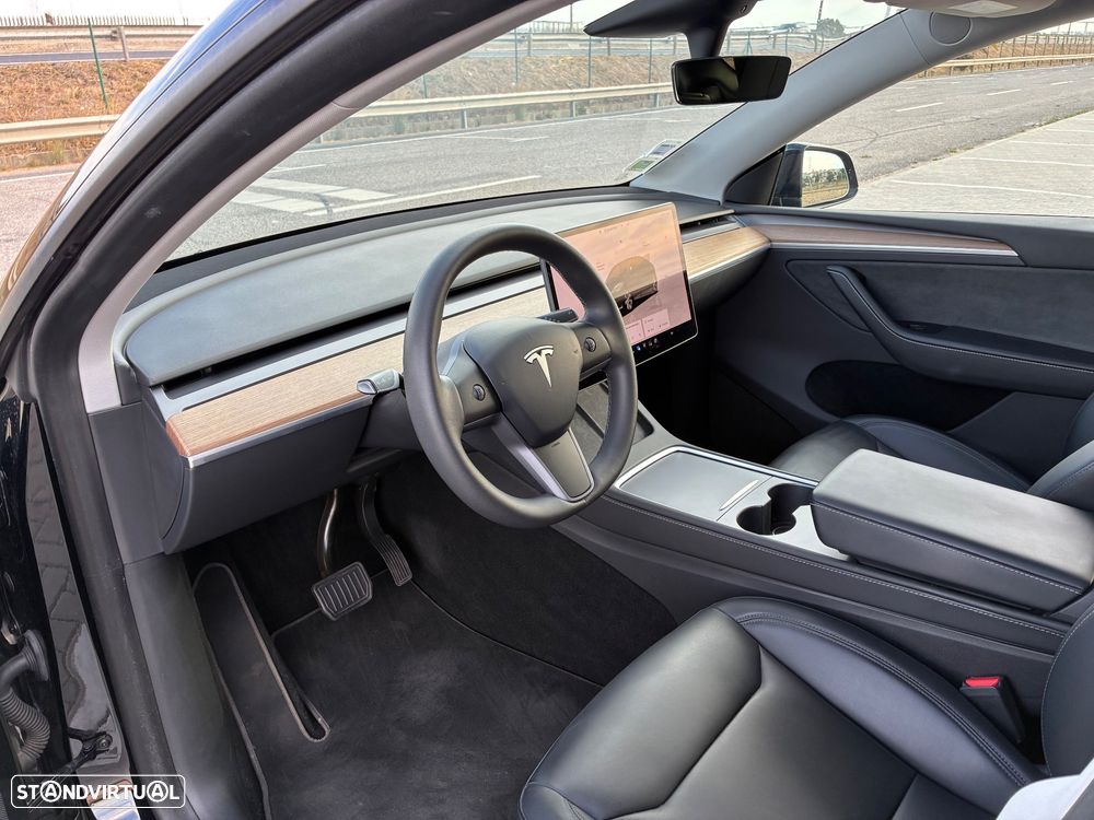 Tesla Model Y Long Range Tração Integral - 19
