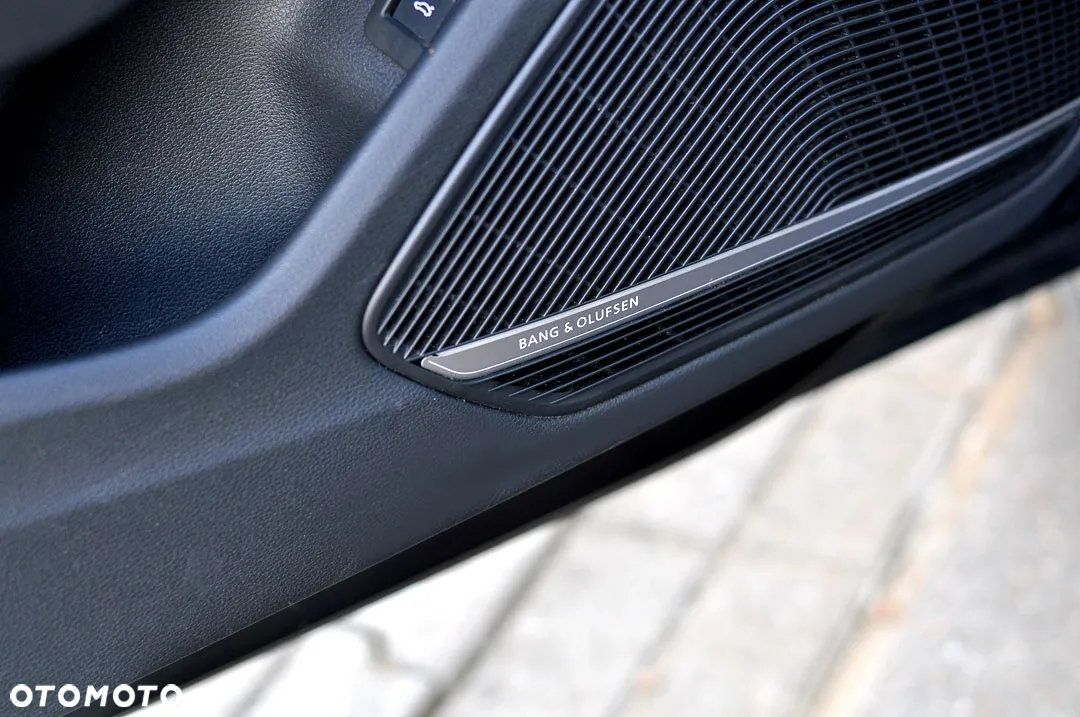 Audi A4 Avant 40 TDI quattro S tronic - 18
