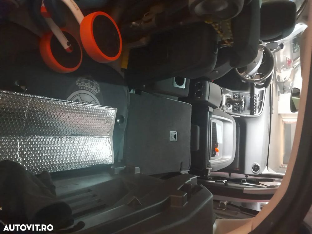 Peugeot 3008 2.0 HDI FAP Premium - 5