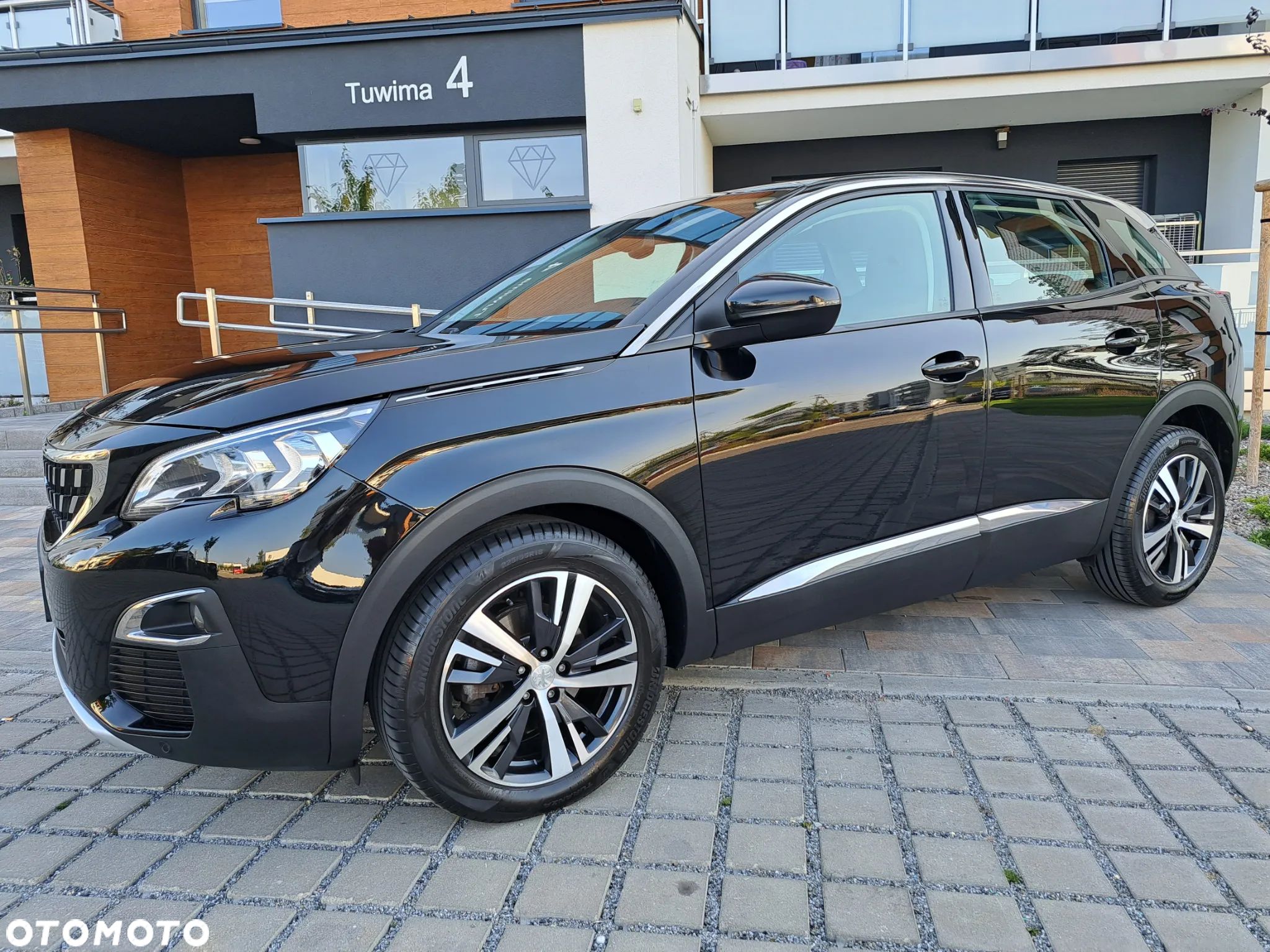 Peugeot 3008 1.5 BlueHDi Allure S&S EAT8 - 1