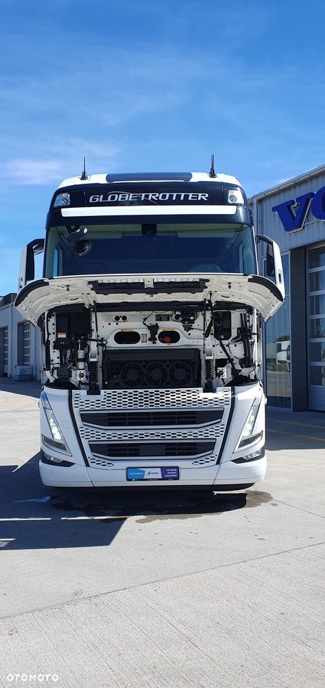 Volvo FH 460 GLOBETROTTER XL I-SAVE + ADR - 5