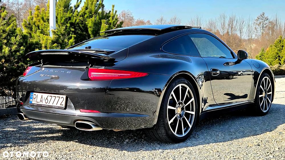 Porsche 911 Carrera PDK Black Edition - 12