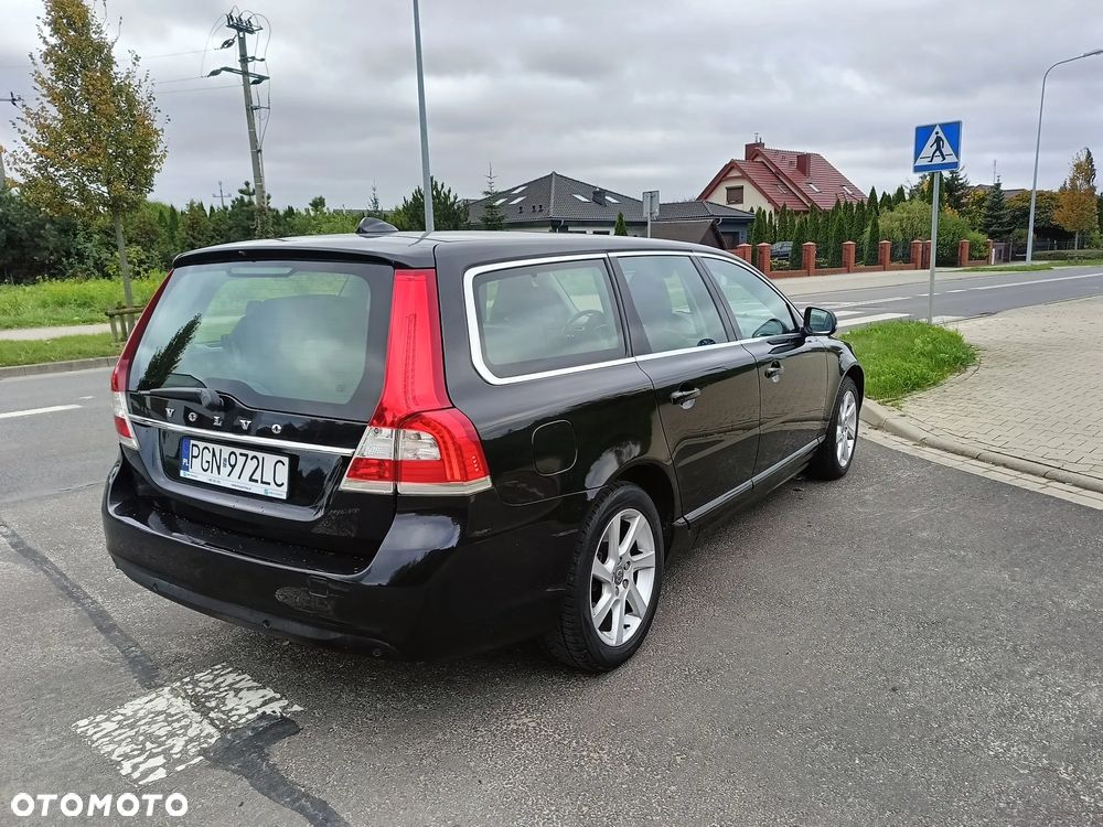 Volvo V70 D3 Geartronic Edition - 3