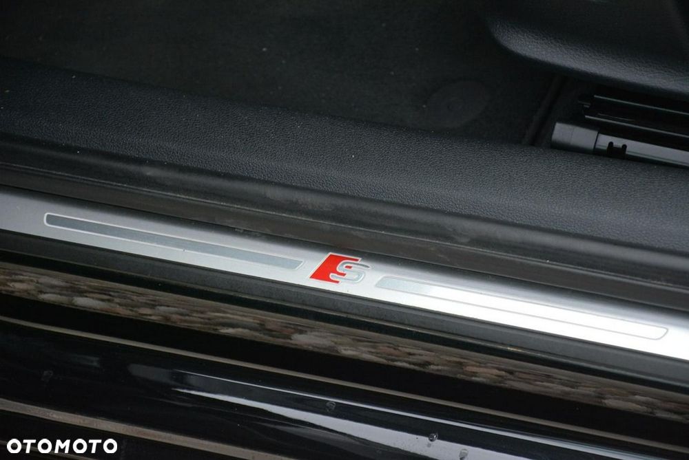 Audi A4 Avant 40 TDI mHEV S Line S tronic - 35
