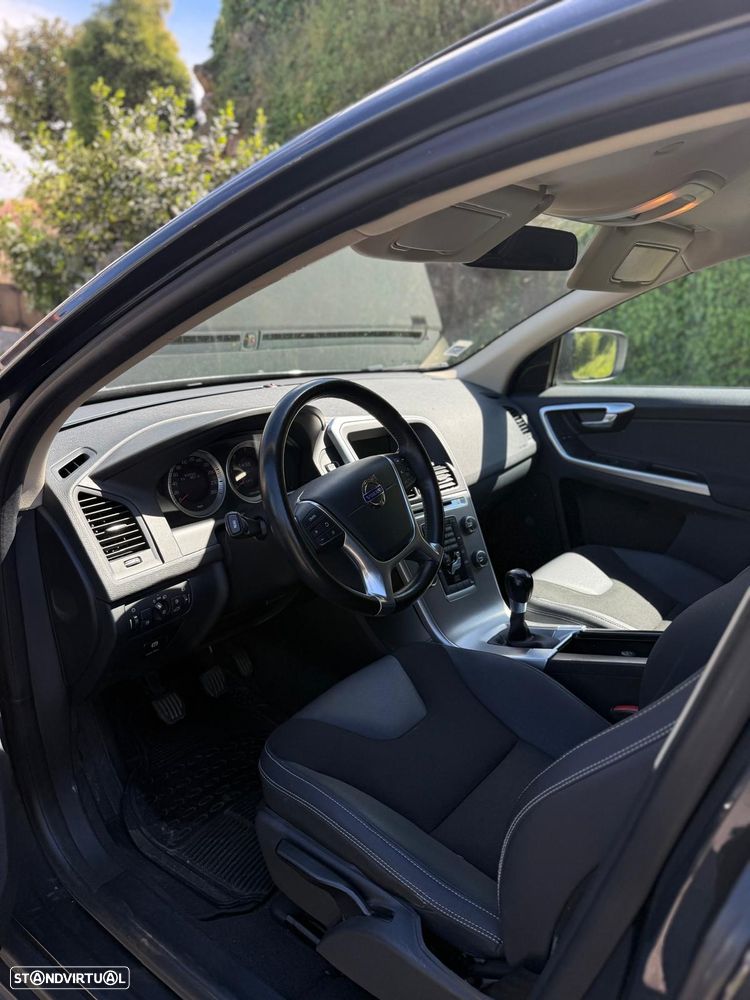 Volvo XC 60 2.0 D3 Drive Momentum - 5