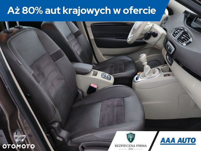 Renault Grand Scenic - 11