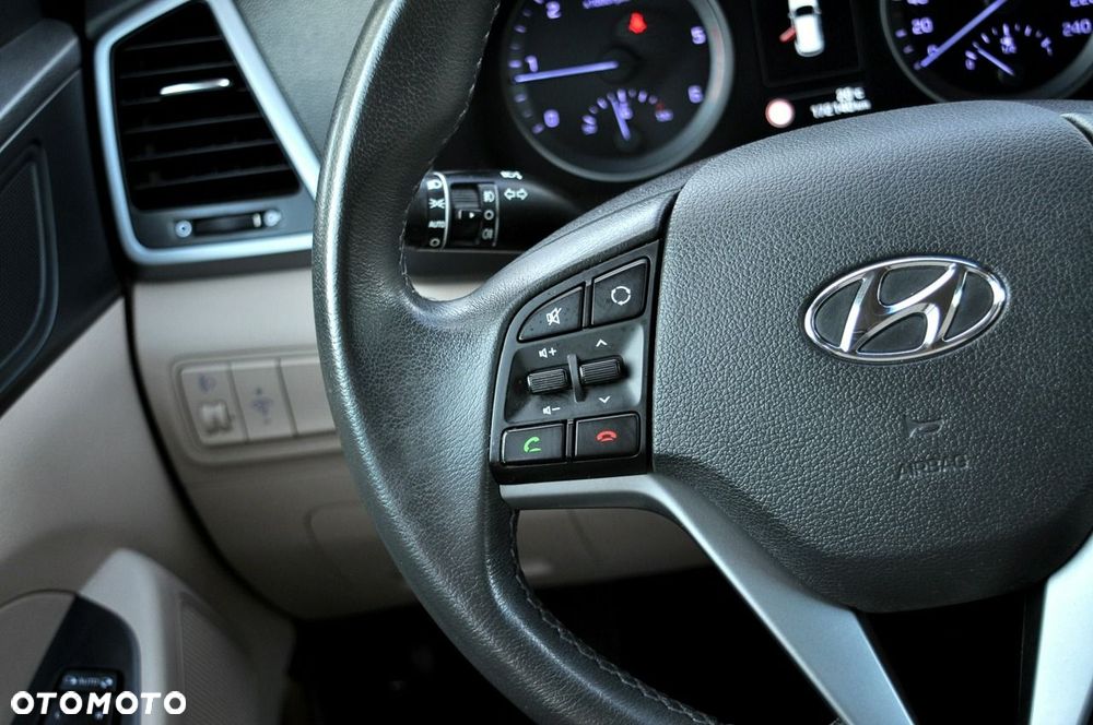 Hyundai Tucson 2.0 CRDi 4WD Automatik Passion Plus - 26