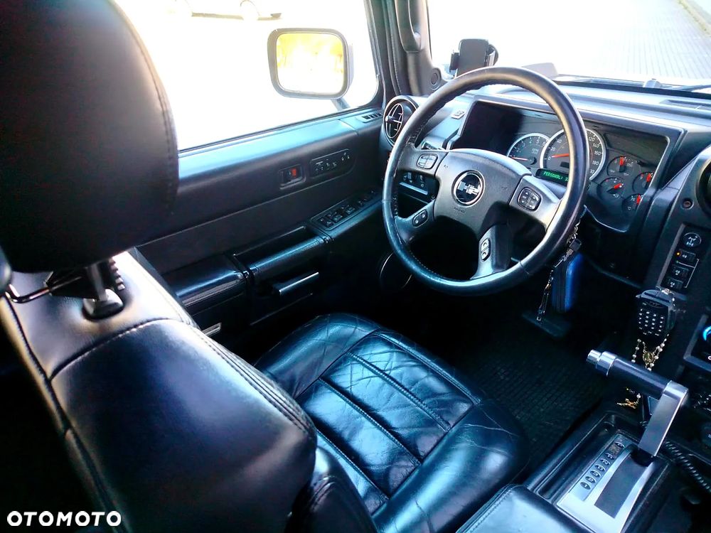 Hummer H2 - 25