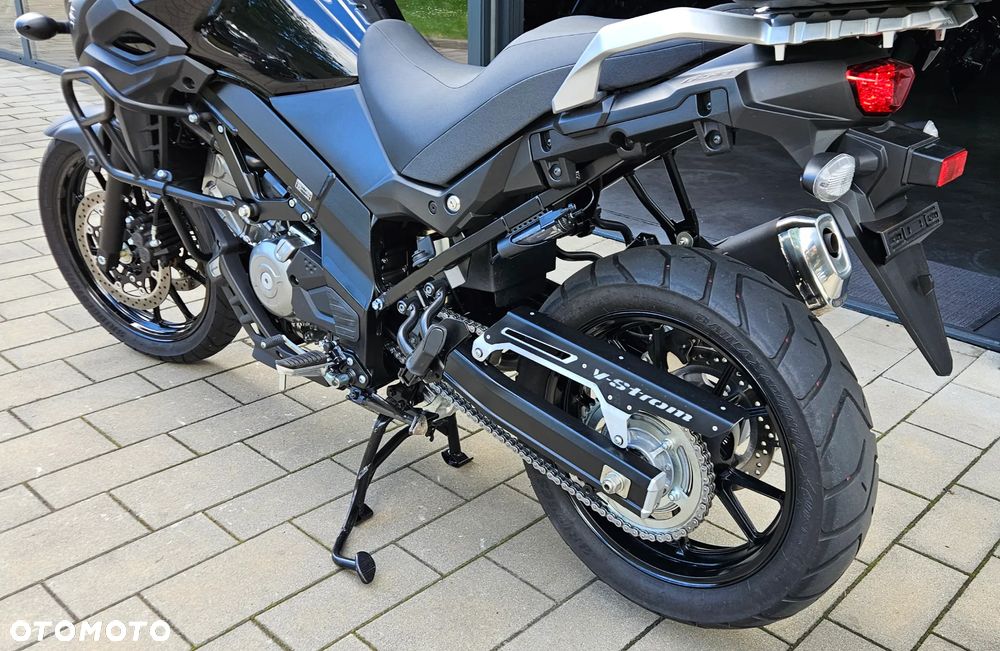Suzuki DL - 6