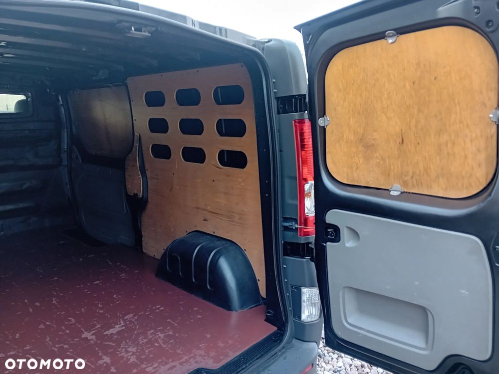 Renault Trafic - 11