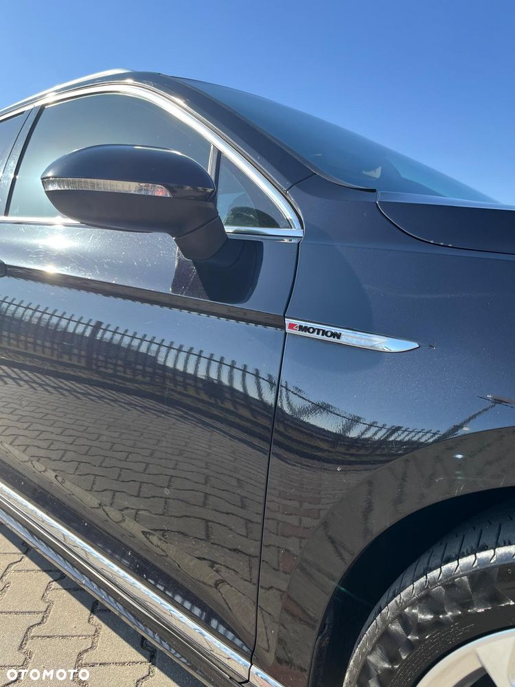 Volkswagen Passat - 6