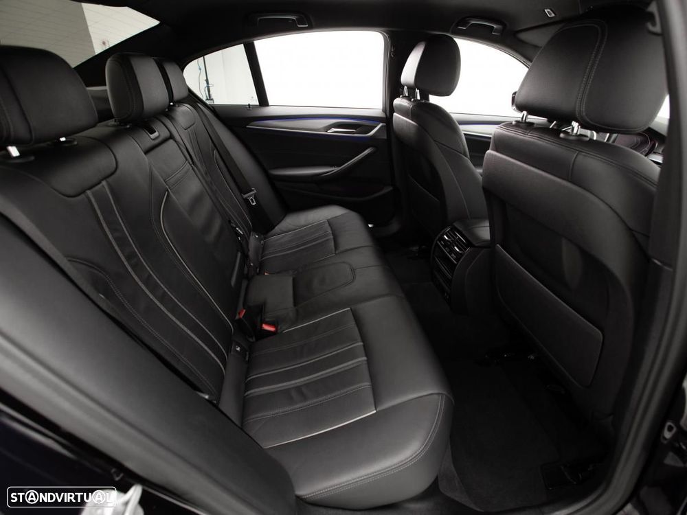 BMW 530 e iPerformance Pack M - 12