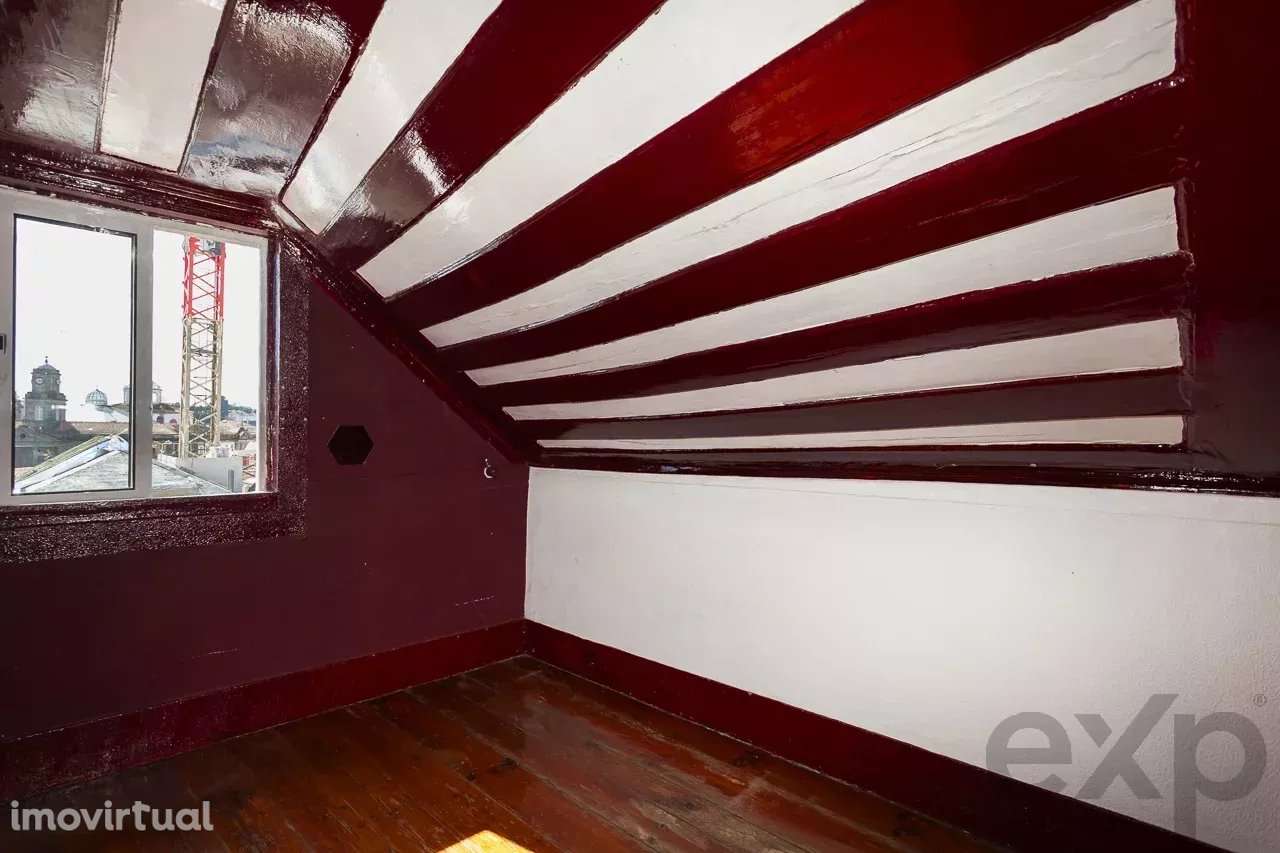 Escritório Versátil com Potencial de Conversão no Centro Histórico - Grande imagem: 4/11