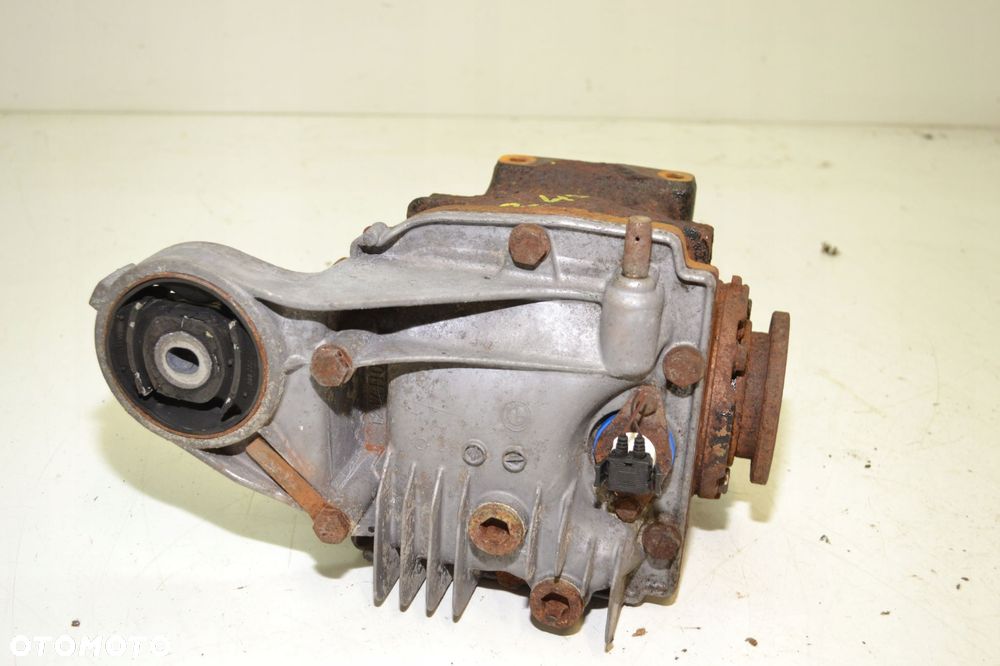 BMW M43 1.9 Z3 3 E36 compact MOST DYFER 1428418 TYŁ TYLNY z dekiel 3.45 - 3